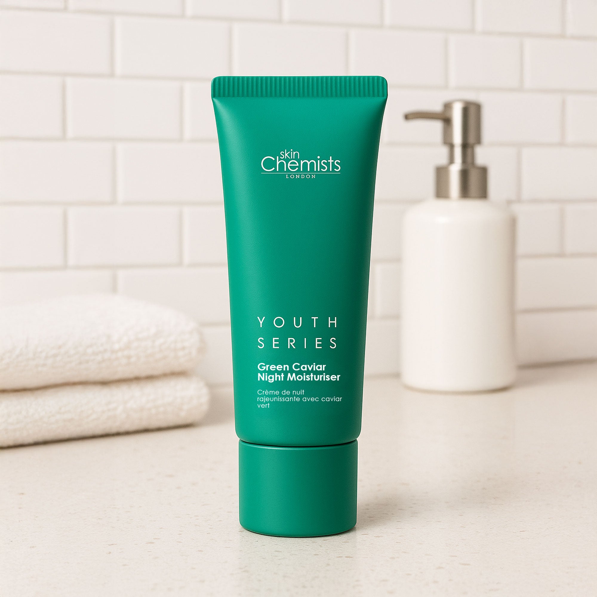 Crème de nuit hydratante au caviar vert de la gamme Youth Series 50 ml