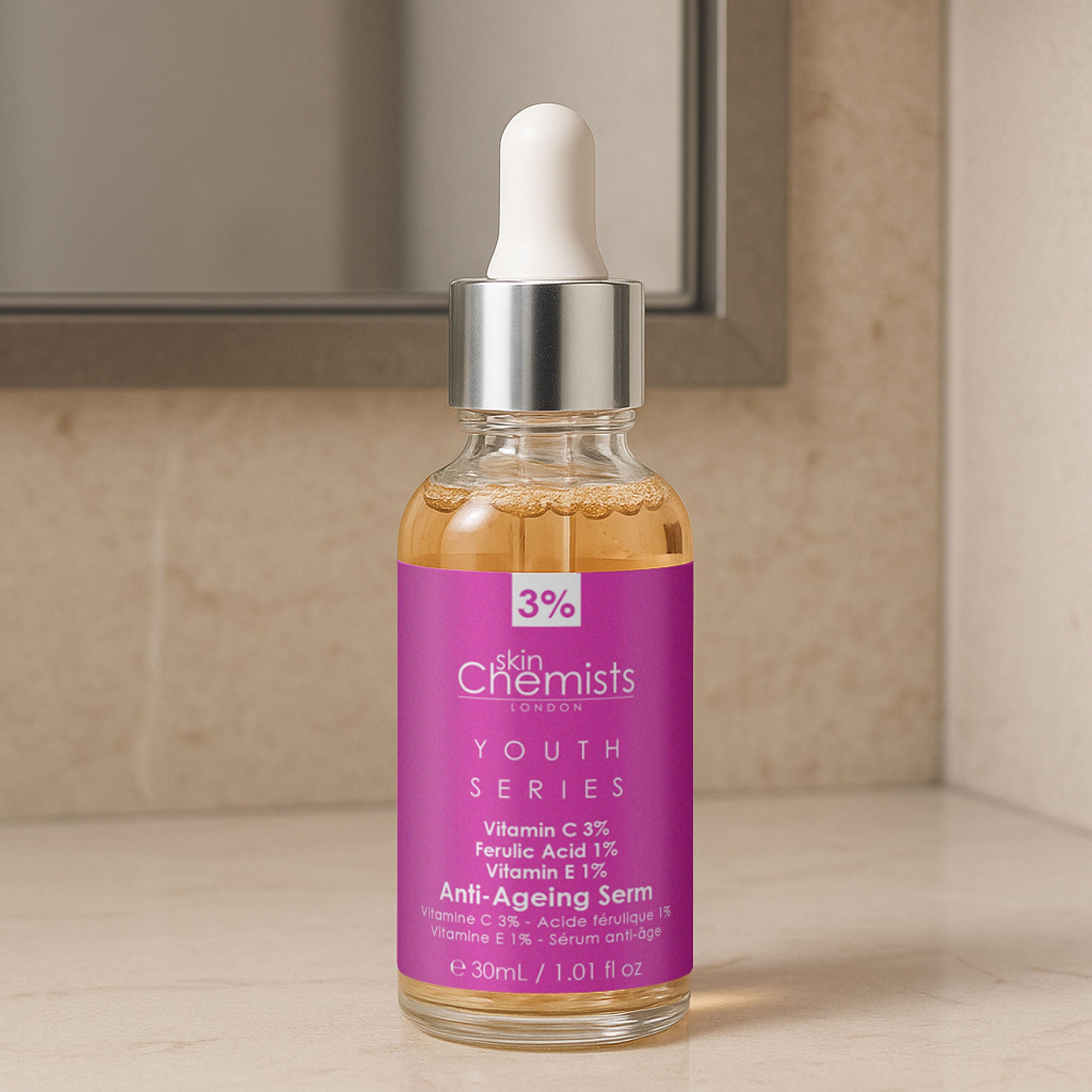Anti-Aging-Serum der Youth Series mit 3 % Vitamin C, 1 % Ferulasäure und 1 % Vitamin E, 30 ml