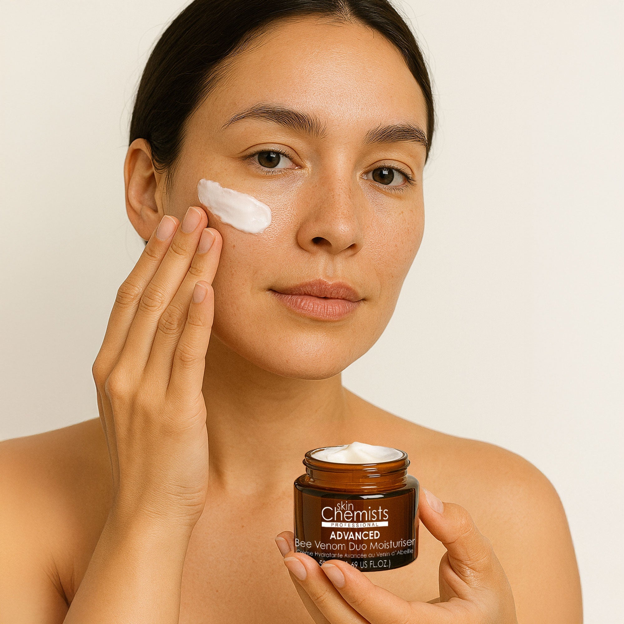 Soin hydratant Pro-5 au collagène et au venin d'abeille (duo de 2 crèmes de 50 ml)