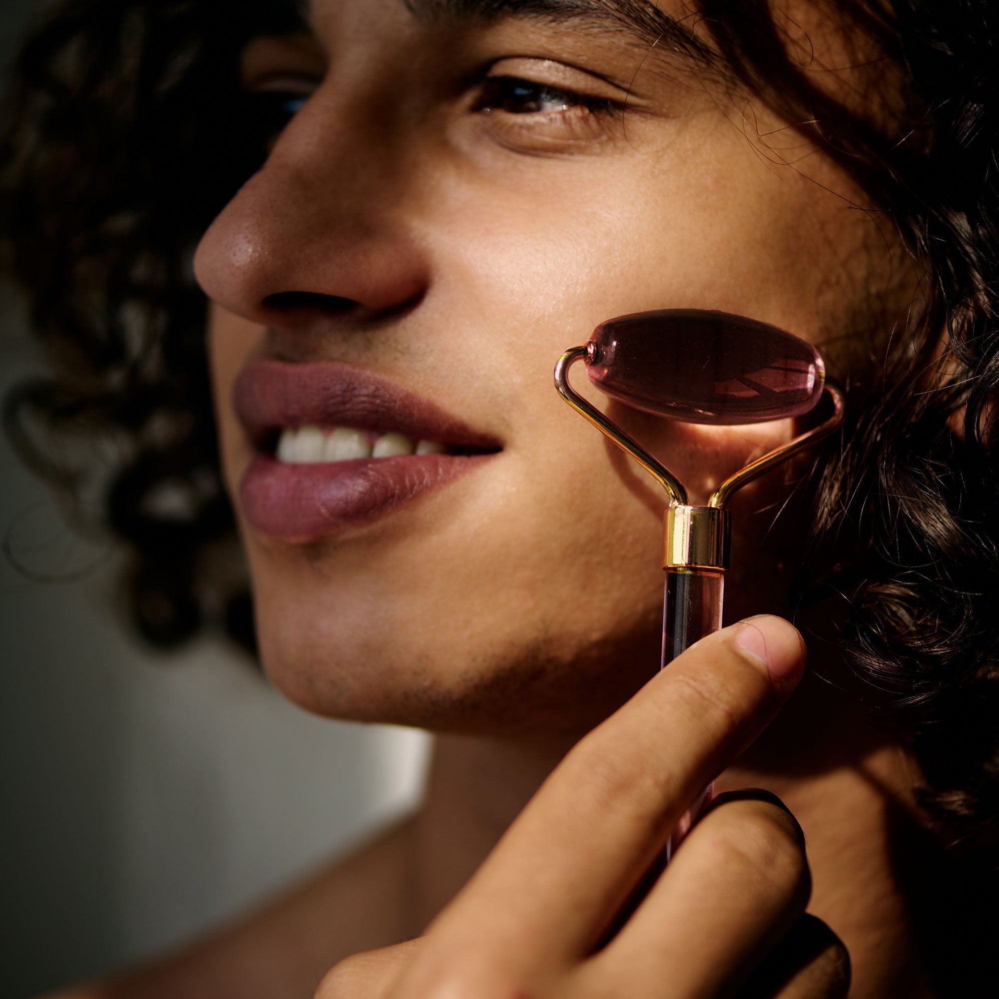 Rouleau facial Œil de Tigre Harmonie et Équilibre (Manche en métal doré)