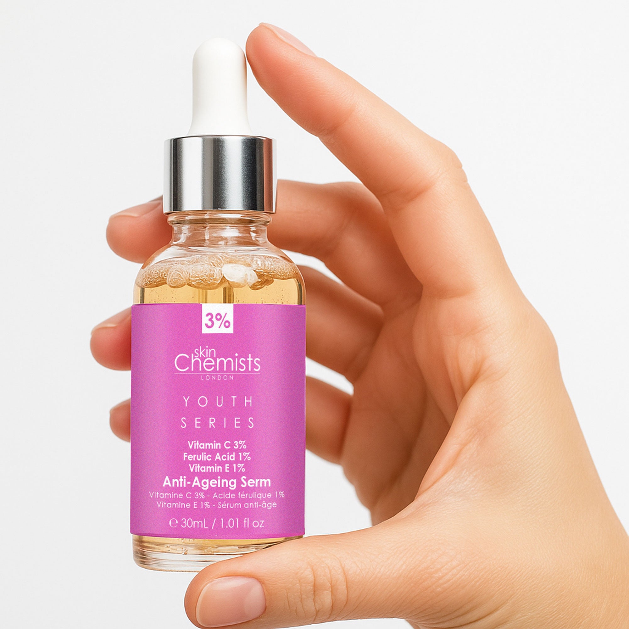 Anti-Aging-Serum der Youth Series mit 3 % Vitamin C, 1 % Ferulasäure und 1 % Vitamin E, 30 ml