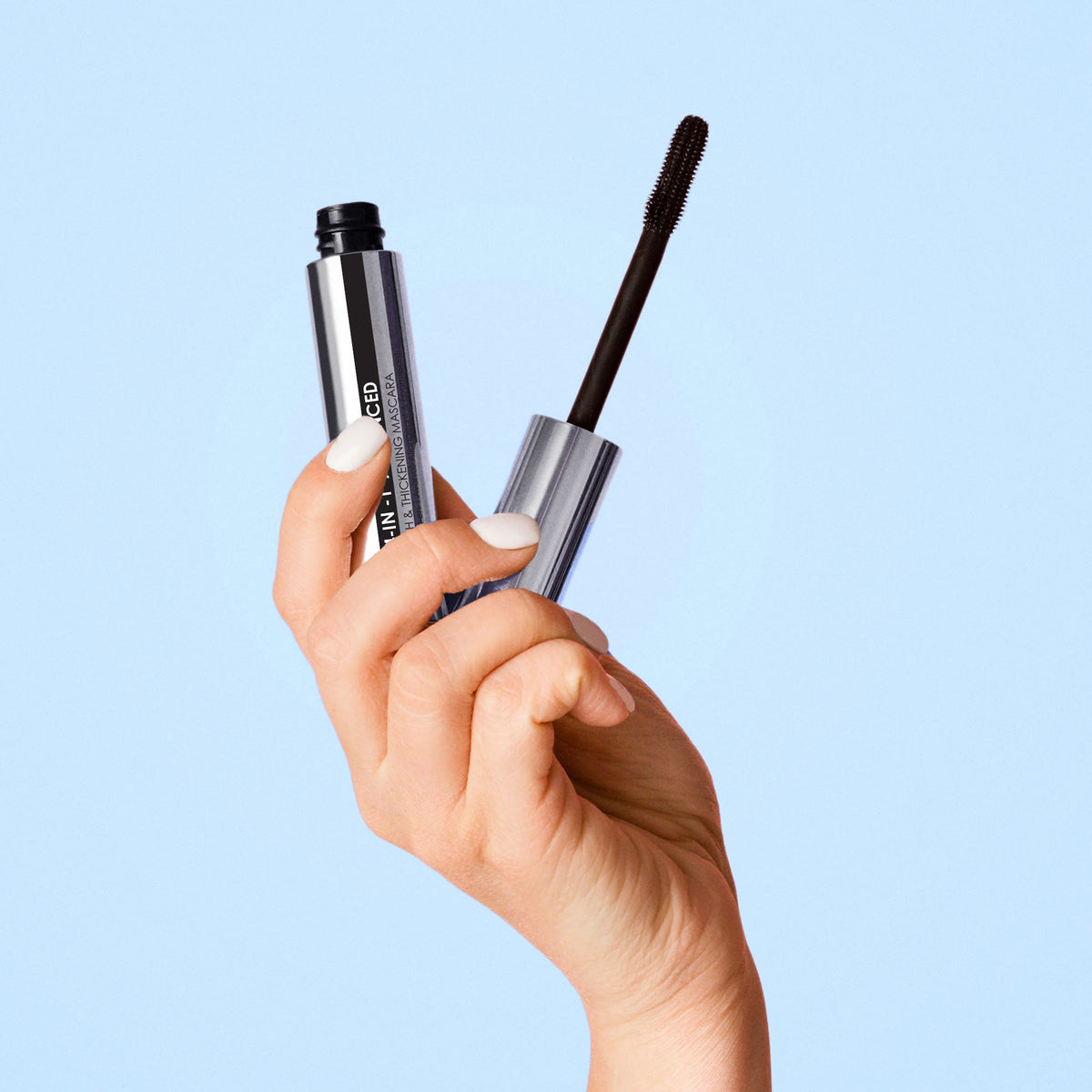 skinChemists Advanced 4-in-1 Lash & Thickening Mascara 8ml - skinChemists